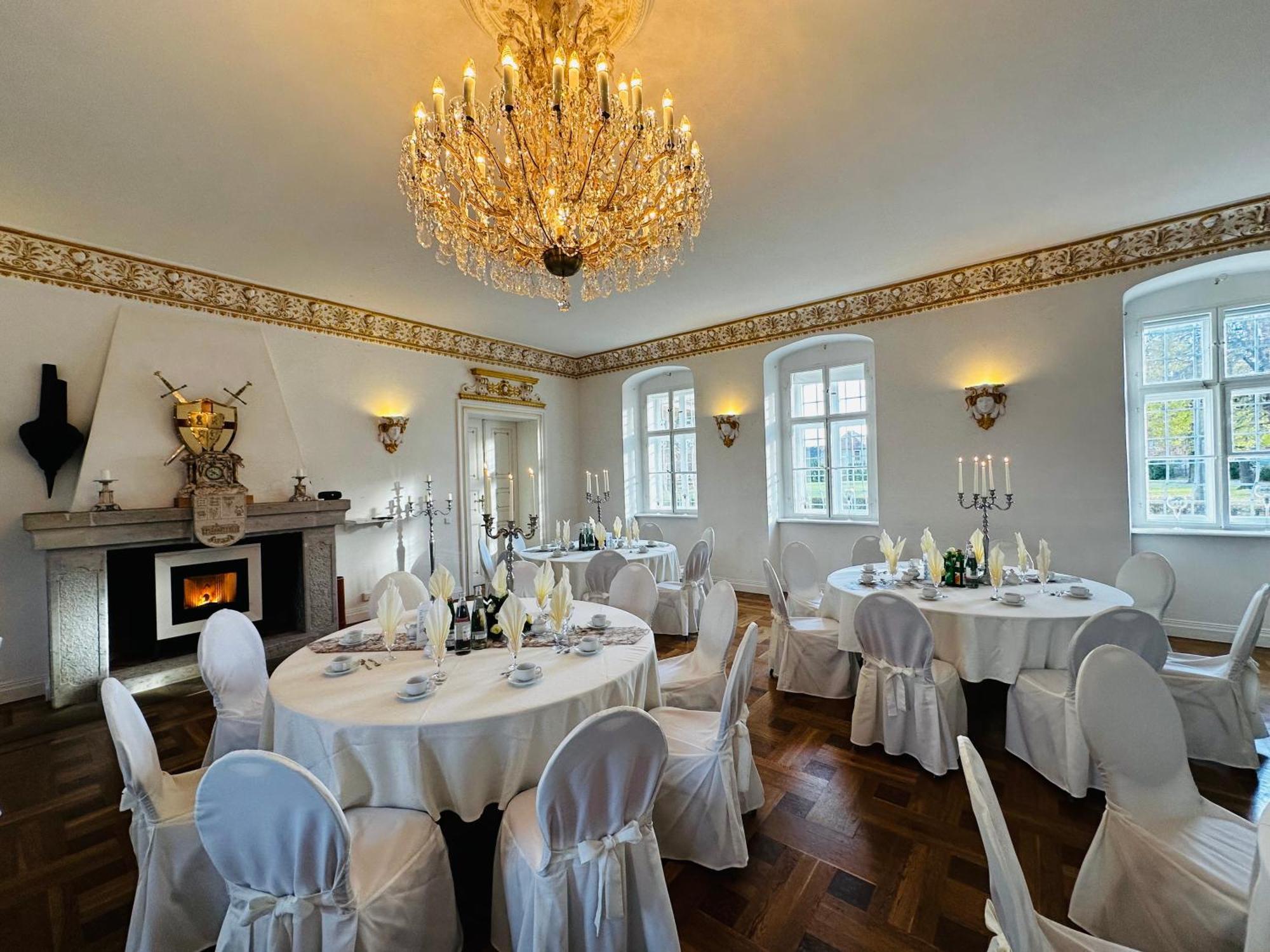 Hotel Garni Schloss Grochwitz Herzberg  Buitenkant foto